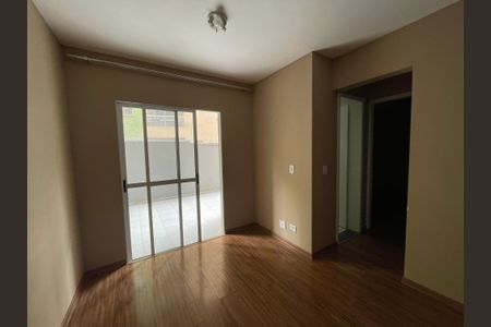 Sala de apartamento para alugar com 2 quartos, 75m² em Parque Rincao, Cotia