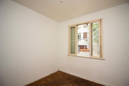 Quarto 2 de apartamento para alugar com 2 quartos, 52m² em Cavalhada, Porto Alegre