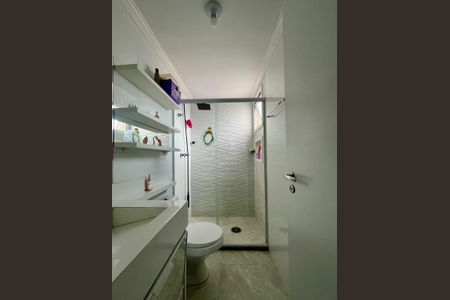 Apartamento à venda com 76m², 3 quartos e 2 vagasBanheiro da Suíte