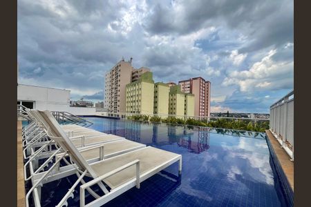 Apartamento à venda com 76m², 3 quartos e 2 vagasÁrea comum - Piscina