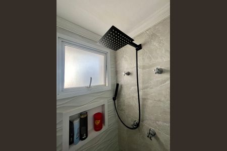 Apartamento à venda com 76m², 3 quartos e 2 vagasBanheiro