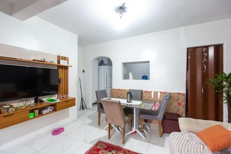 Sala de casa para alugar com 2 quartos, 120m² em Gleba do Pêssego, São Paulo