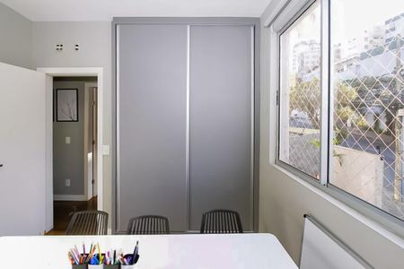 Apartamento à venda com 152m², 3 quartos e 3 vagas Apartamento à venda com 152m², 3 quartos e 3 vagasQuarto 2