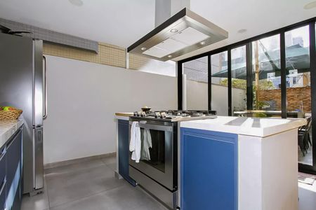 Apartamento à venda com 152m², 3 quartos e 3 vagas Apartamento à venda com 152m², 3 quartos e 3 vagasCozinha