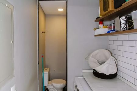 Apartamento à venda com 152m², 3 quartos e 3 vagas Apartamento à venda com 152m², 3 quartos e 3 vagasÁrea de Serviço