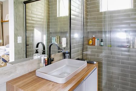 Apartamento à venda com 152m², 3 quartos e 3 vagas Apartamento à venda com 152m², 3 quartos e 3 vagasBanheiro da Suíte