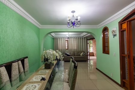 Sala  de casa à venda com 2 quartos, 500m² em Cidade das Flores, Osasco