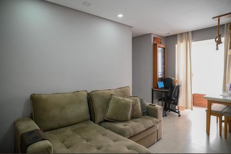 Sala de apartamento à venda com 2 quartos, 64761m² em Vila Caraguata, São Paulo