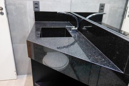 Apartamento à venda com 58m², 2 quartos e 1 vagaBanheiro da Suíte 2