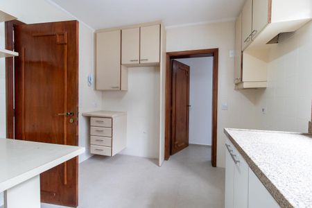 Apartamento para alugar com 159m², 3 quartos e 2 vagasCozinha