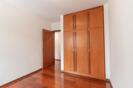 Apartamento para alugar com 159m², 3 quartos e 2 vagasQuarto 2