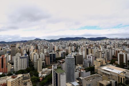 Vista de apartamento à venda com 1 quarto, 47m² em Santo Agostinho, Belo Horizonte