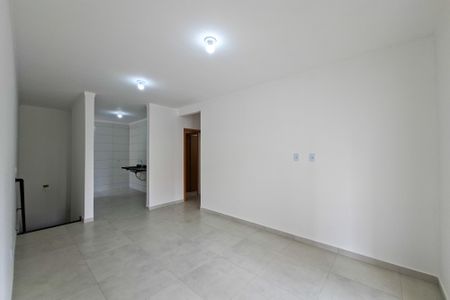 Sala de casa de condomínio para alugar com 2 quartos, 71m² em Aviação, Praia Grande