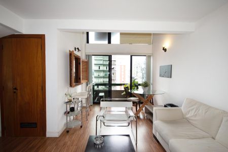 Apartamento para alugar com 70m², 1 quarto e 1 vaga Apartamento para alugar com 70m², 1 quarto e 1 vagaSala