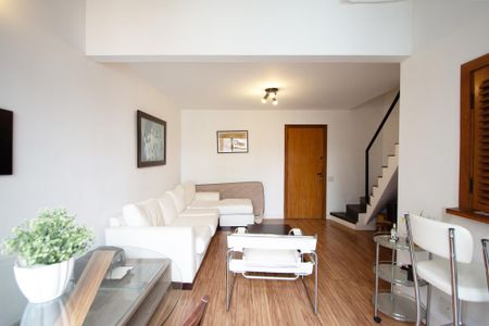 Apartamento para alugar com 70m², 1 quarto e 1 vaga Apartamento para alugar com 70m², 1 quarto e 1 vagaSala