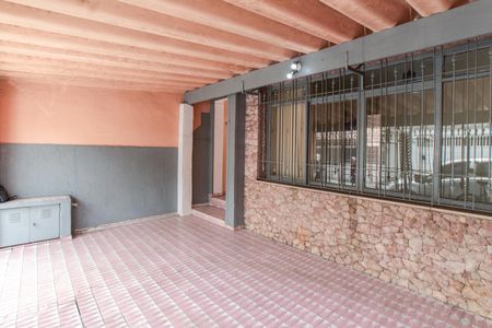 Casa à venda com 100m², 3 quartos e 2 vagasGaragem