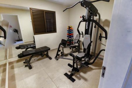 Apartamento para alugar com 166m², 4 quartos e 3 vagas Apartamento para alugar com 166m², 4 quartos e 3 vagasÁrea comum - Academia