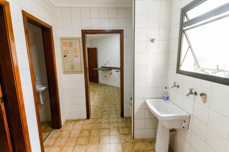 Apartamento para alugar com 166m², 4 quartos e 3 vagas Apartamento para alugar com 166m², 4 quartos e 3 vagasÁrea de Serviço