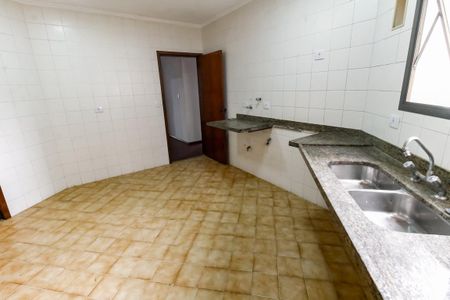 Apartamento para alugar com 166m², 4 quartos e 3 vagas Apartamento para alugar com 166m², 4 quartos e 3 vagasCozinha