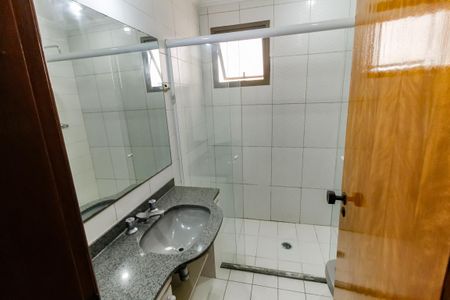 Apartamento para alugar com 166m², 4 quartos e 3 vagas Apartamento para alugar com 166m², 4 quartos e 3 vagasBanheiro da Suíte 2