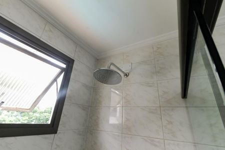 Apartamento para alugar com 166m², 4 quartos e 3 vagas Apartamento para alugar com 166m², 4 quartos e 3 vagasBanheiro Corredor - chuveiro