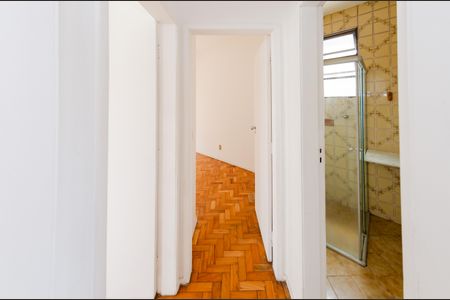 Corredor de apartamento à venda com 2 quartos, 85m² em Grajaú, Belo Horizonte