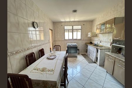 Casa para alugar com 128m², 2 quartos e 1 vagaCozinha