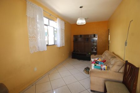 Sala de casa para alugar com 2 quartos, 128m² em Vila Valqueire, Rio de Janeiro