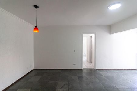 Sala de apartamento para alugar com 2 quartos, 72m² em Jardim Industrial, São Paulo