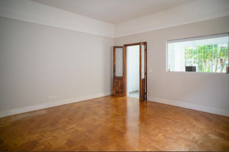 Sala de casa à venda com 3 quartos, 600m² em Cursino, São Paulo