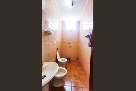 Banheiro Social de casa à venda com 3 quartos, 85m² em Vila Angelino Rossi, Campinas