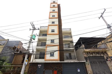 Apartamento para alugar com 42m², 2 quartos e 1 vaga Apartamento para alugar com 42m², 2 quartos e 1 vagaFachada