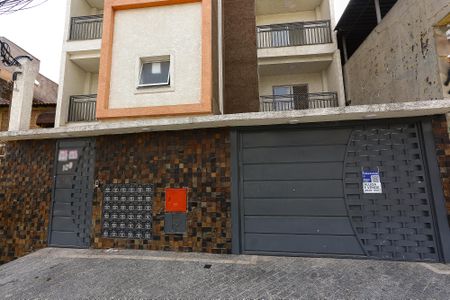 Apartamento para alugar com 42m², 2 quartos e 1 vaga Apartamento para alugar com 42m², 2 quartos e 1 vagaFachada