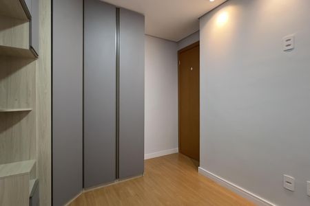 Quarto 2 de apartamento à venda com 2 quartos, 43m² em Jardim Rosa de Franca, Guarulhos