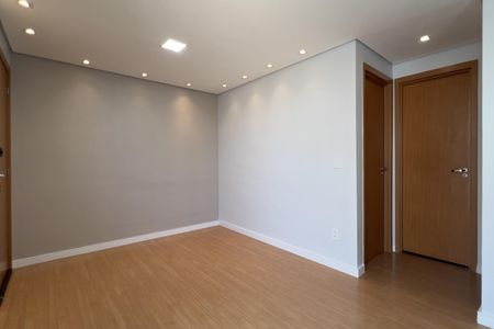 Sala de apartamento à venda com 2 quartos, 43m² em Jardim Rosa de Franca, Guarulhos