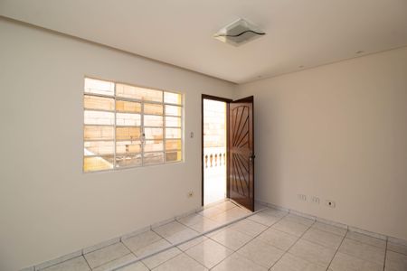 Sala de casa para alugar com 2 quartos, 90m² em Jardim Dourado, Guarulhos