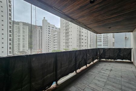 varanda de apartamento para alugar com 3 quartos, 131m² em Centro, Guarujá