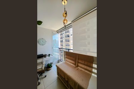 Apartamento à venda com 42m², 1 quarto e 1 vagaVaranda da Sala e Área de Serviço