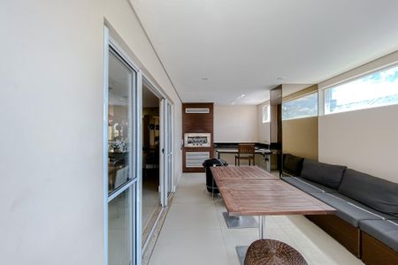 Apartamento à venda com 42m², 1 quarto e 1 vagaÁrea comum - Churrasqueira