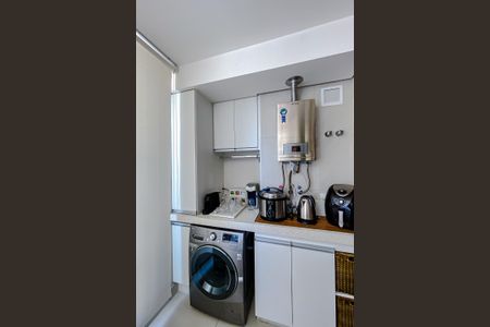 Apartamento à venda com 42m², 1 quarto e 1 vagaVaranda da Sala e Área de Serviço