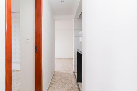 Apartamento para alugar com 48m², 2 quartos e sem vagaCorredor