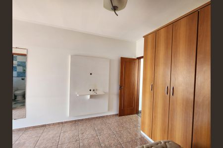 Casa à venda com 247m², 3 quartos e 5 vagas