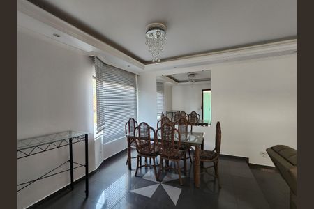 Casa à venda com 247m², 3 quartos e 5 vagas