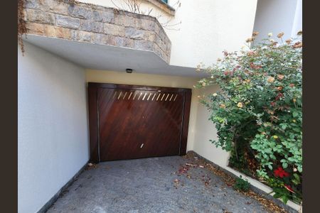 Casa à venda com 247m², 3 quartos e 5 vagas
