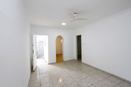 Sala de casa para alugar com 2 quartos, 350m² em Bonfim, Belo Horizonte