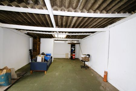 Garagem de casa para alugar com 2 quartos, 350m² em Bonfim, Belo Horizonte