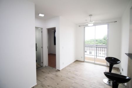 Sala de apartamento à venda com 2 quartos, 50m² em Irajá, Rio de Janeiro