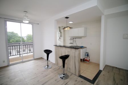 Sala de apartamento à venda com 2 quartos, 50m² em Irajá, Rio de Janeiro