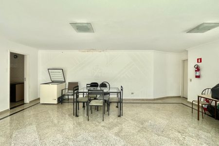 Apartamento à venda com 82m², 2 quartos e 2 vagas Apartamento à venda com 82m², 2 quartos e 2 vagasÁrea comum - Salão de festas