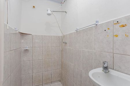 Banheiro de casa para alugar com 1 quarto, 48m² em Vila Nair, São Paulo